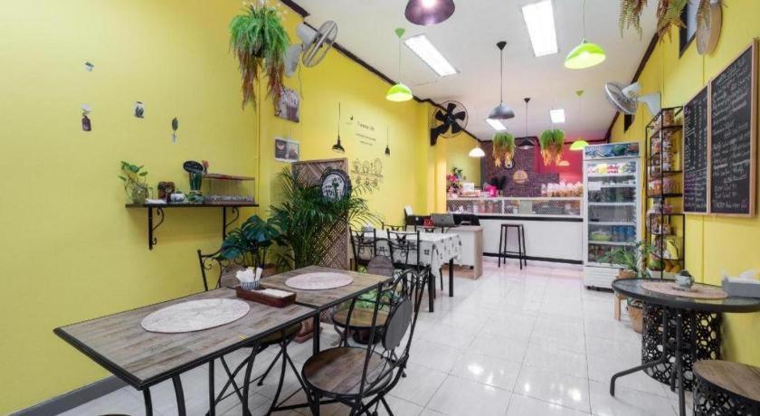 Oyo 75327 Diyana Residence Pattaya Zewnętrze zdjęcie